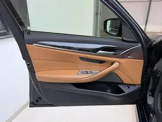 BMW 5 Series 2020 530Li Премиум-класса M Спортивный костюм экстерьер фото 8