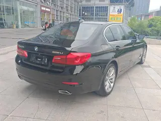 BMW 5 Series 2018 528Li Edición especial listada exterior foto 5 BMW 5 Series 2018 528Li Edición especial listada exterior foto 5