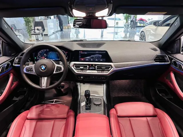 BMW 4 Series 2022 Restyling 430i M Sports Night Suit interior photo 14