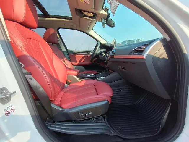 BMW iX3 2024 Líder interior foto 14 BMW iX3 2024 Líder interior foto 14