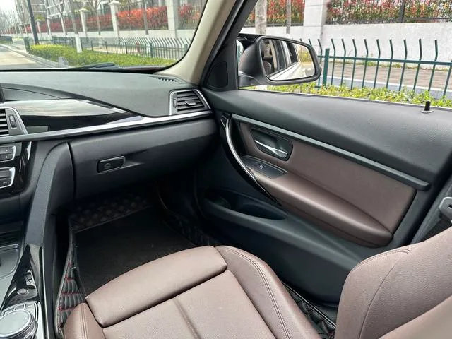 BMW 3 Series 2019 320Li M Ensemble de luxe intérieur photo 14