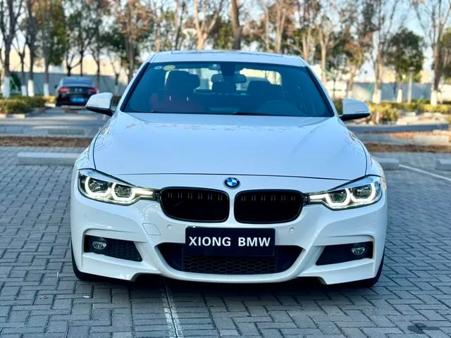 BMW 3 Series 2017 320i M Спортивный экстерьер фото 2