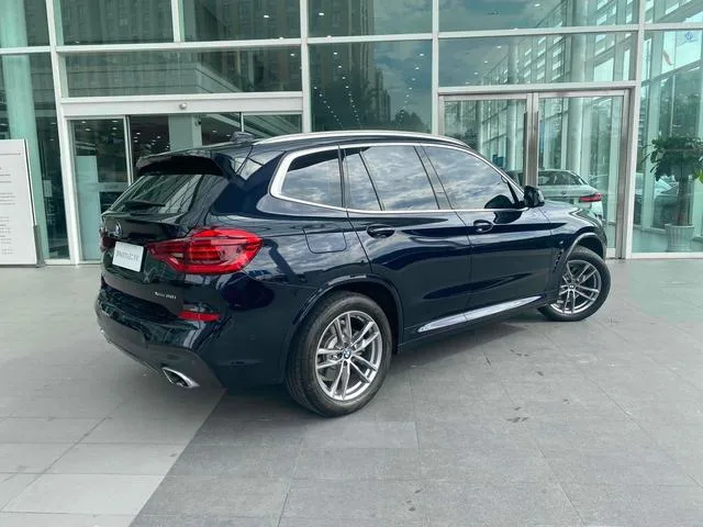 BMW X3 2021 xDrive28i M Conjunto deportivo exterior foto 3 BMW X3 2021 xDrive28i M Conjunto deportivo exterior foto 3
