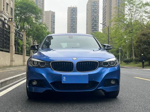 BMW 3 Series GT 2020 320i M Ensemble de sport extérieur photo 2