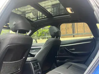 BMW 3 Series GT 2020 320i M Ensemble de sport intérieur photo 9