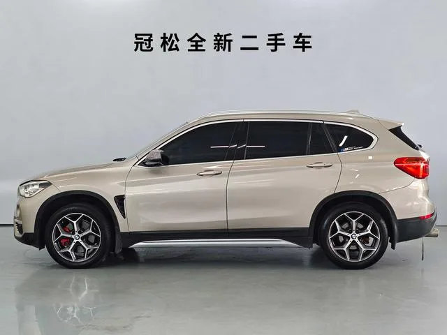 BMW X1 2019 xDrive20Li Tipo de lujo exterior foto 3 BMW X1 2019 xDrive20Li Tipo de lujo exterior foto 3
