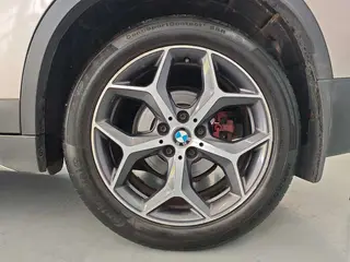 BMW X1 2019 xDrive20Li Tipo de lujo exterior foto 10 BMW X1 2019 xDrive20Li Tipo de lujo exterior foto 10