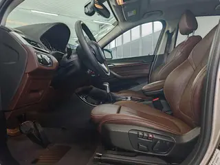 BMW X1 2019 xDrive20Li Tipo de lujo interior foto 17 BMW X1 2019 xDrive20Li Tipo de lujo interior foto 17