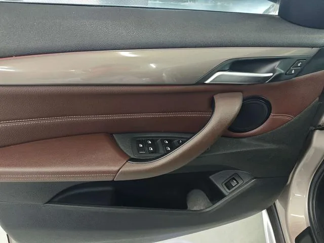 BMW X1 2019 xDrive20Li Tipo de lujo interior foto 18 BMW X1 2019 xDrive20Li Tipo de lujo interior foto 18