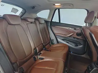 BMW X1 2019 xDrive20Li Tipo de lujo interior foto 20 BMW X1 2019 xDrive20Li Tipo de lujo interior foto 20