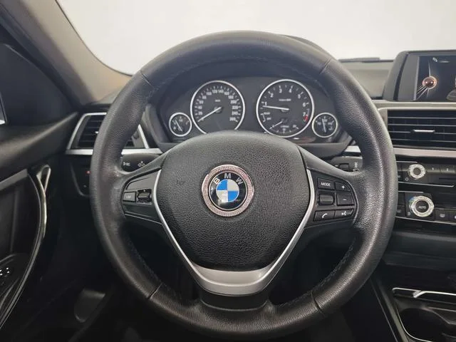 BMW 3 Series 2017 320Li Fashionable exterior photo 8