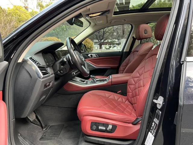 BMW X5 2022 Restyling xDrive 30Li M Sports suit exterior photo 10