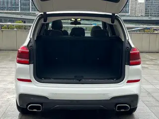 BMW X3 2021 xDrive28i M Sports suit interior photo 11