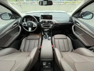 BMW X3 2021 xDrive28i M Sports suit interior photo 19