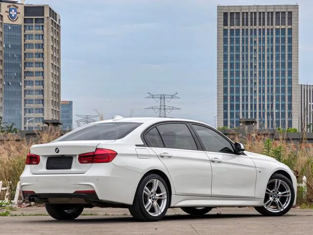 BMW 3 Series 2017 320Li M Спортивный экстерьер фото 7