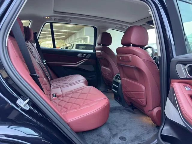 BMW X5 2025 xDrive30Li Premium Class M Sports Night Suit interior photo 18
