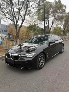 BMW 5 Series 2022 Deuxième lifting 535Le M Ensemble de sport