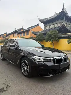BMW 5 Series 2022 Segundo cambio 535Le M Conjunto deportivo exterior foto 3