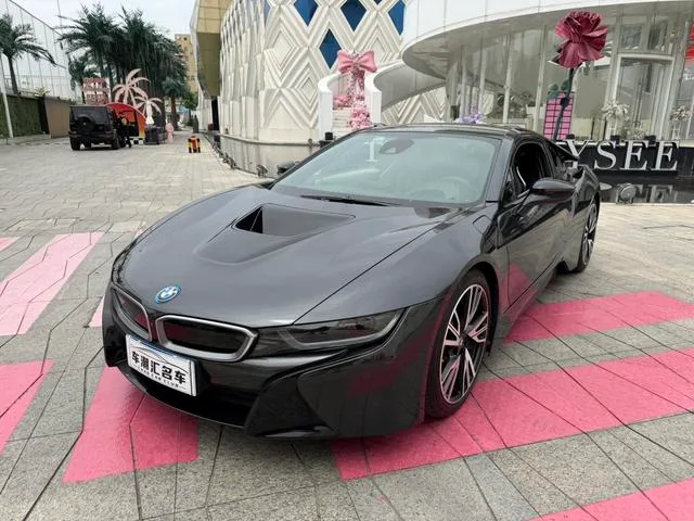 BMW i8 2014 Standard type exterior photo 1 BMW i8 2014 Standard type exterior photo 1