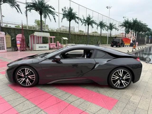 BMW i8 2014 Standard type exterior photo 3 BMW i8 2014 Standard type exterior photo 3
