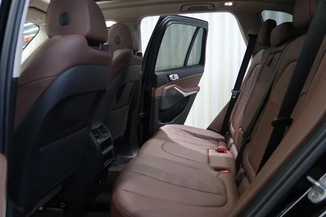 BMW X5 2021 xDrive30i X Design Suit interior photo 16 BMW X5 2021 xDrive30i X Design Suit interior photo 16