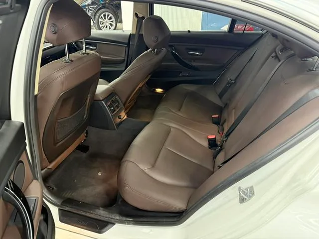 BMW 3 Series 2018 320Li Fashionable exterior photo 4