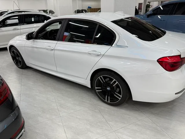BMW 3 Series 2018 320Li Fashionable interior photo 7