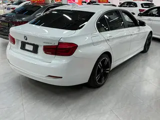 BMW 3 Series 2018 320Li Fashionable interior photo 9