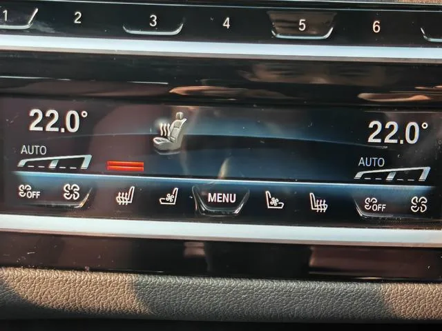 BMW 5 Series 2018 Restyling 530Li Premium Class M Sports suit interior photo 18 BMW 5 Series 2018 Restyling 530Li Premium Class M Sports suit interior photo 18