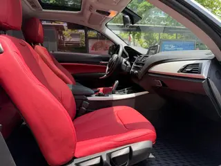 BMW 2 Series 2015 218i intérieur photo 8