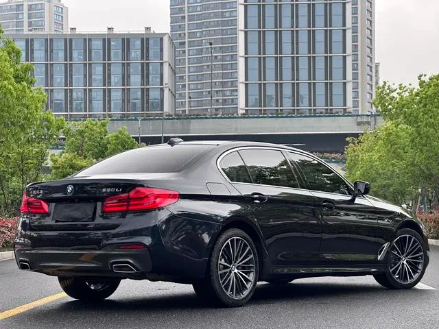 BMW 5 Series 2020 530Li Premium Class M Sports suit exterior photo 7 BMW 5 Series 2020 530Li Premium Class M Sports suit exterior photo 7