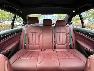 BMW 5 Series 2020 530Li Premium Class M Sports suit interior photo 10 BMW 5 Series 2020 530Li Premium Class M Sports suit interior photo 10