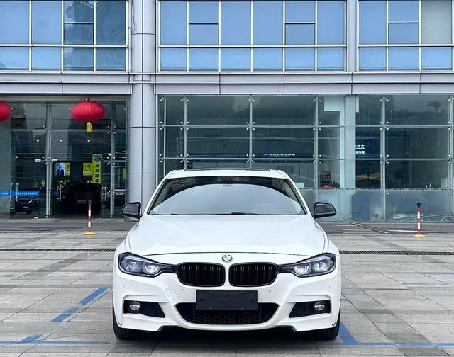 BMW 3 Series 2019 320Li M Sports suit exterior photo 2 BMW 3 Series 2019 320Li M Sports suit exterior photo 2