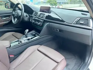 BMW 3 Series 2019 320Li M Sports suit interior photo 13 BMW 3 Series 2019 320Li M Sports suit interior photo 13