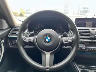 BMW 3 Series 2019 320Li M Sports suit interior photo 14 BMW 3 Series 2019 320Li M Sports suit interior photo 14