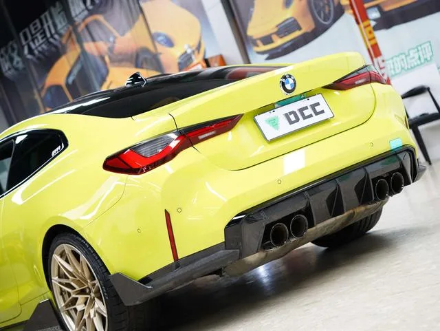BMW M4 2021 M4 Coupé Version Thunder extérieur photo 4
