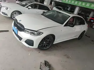 BMW 3 Series 2021 325Li M Traje nocturno deportivo Yao