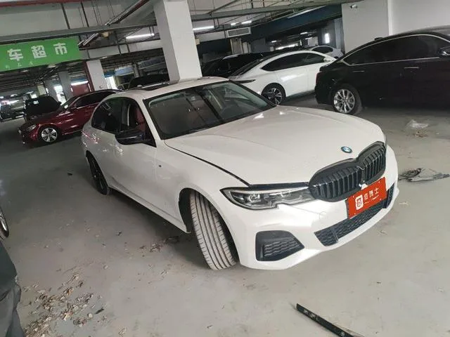 BMW 3 Series 2021 325Li M Спортивный ночной костюм интерьер фото 6