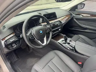 BMW 5 Series 2018 528Li Edición especial listada exterior foto 5 BMW 5 Series 2018 528Li Edición especial listada exterior foto 5