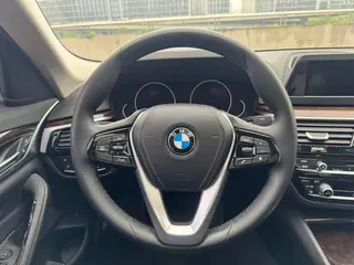 BMW 5 Series 2018 528Li Edición especial listada interior foto 13 BMW 5 Series 2018 528Li Edición especial listada interior foto 13