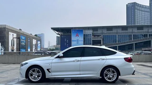 BMW 3 Series GT 2020 320i M Sports suit exterior photo 2 BMW 3 Series GT 2020 320i M Sports suit exterior photo 2