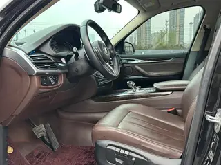 BMW X5 2018 xDrive28i interior photo 7