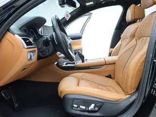 BMW 7 Series 2018 730Li Premium Class M Sports suit exterior photo 2