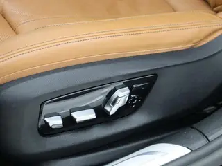 BMW 7 Series 2018 730Li Premium Class M Sports suit exterior photo 4