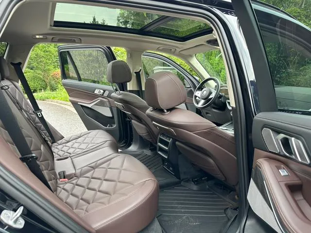 BMW X5 2023 xDrive30Li M Conjunto deportivo interior foto 13 BMW X5 2023 xDrive30Li M Conjunto deportivo interior foto 13