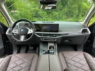 BMW X5 2023 xDrive30Li M Conjunto deportivo interior foto 14 BMW X5 2023 xDrive30Li M Conjunto deportivo interior foto 14