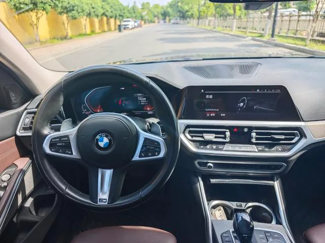 BMW 3 Series 2020 325Li M Set de nuit de sport extérieur photo 10