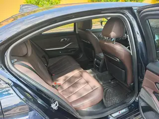 BMW 3 Series 2020 325Li M Set de nuit de sport intérieur photo 12