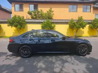 BMW 3 Series 2020 325Li M Set de nuit de sport intérieur photo 18