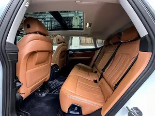 BMW 6 Series GT 2019 630i Luxury Design Set interior photo 15